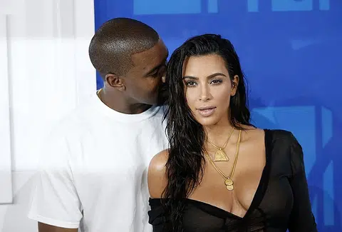 Kim Kardashian breaks silence about Paris robbery