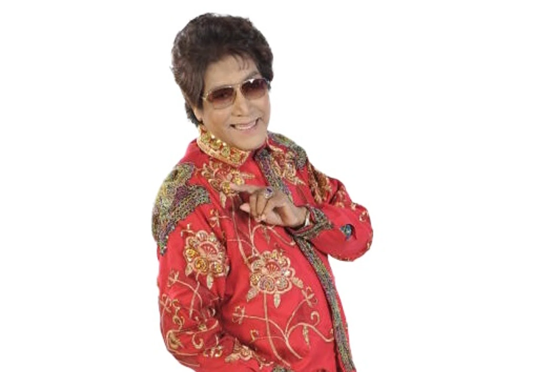 M Daud Kilau won Bintang Radio Singapura (Singapore Radio Star) in 1968.