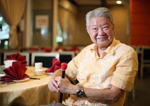 S'pore-born food critic Chua Lam slammed for saying omakase restaurants 'treat diners like idiots'