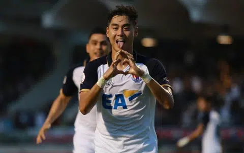 Quak quick to move on after historic goal