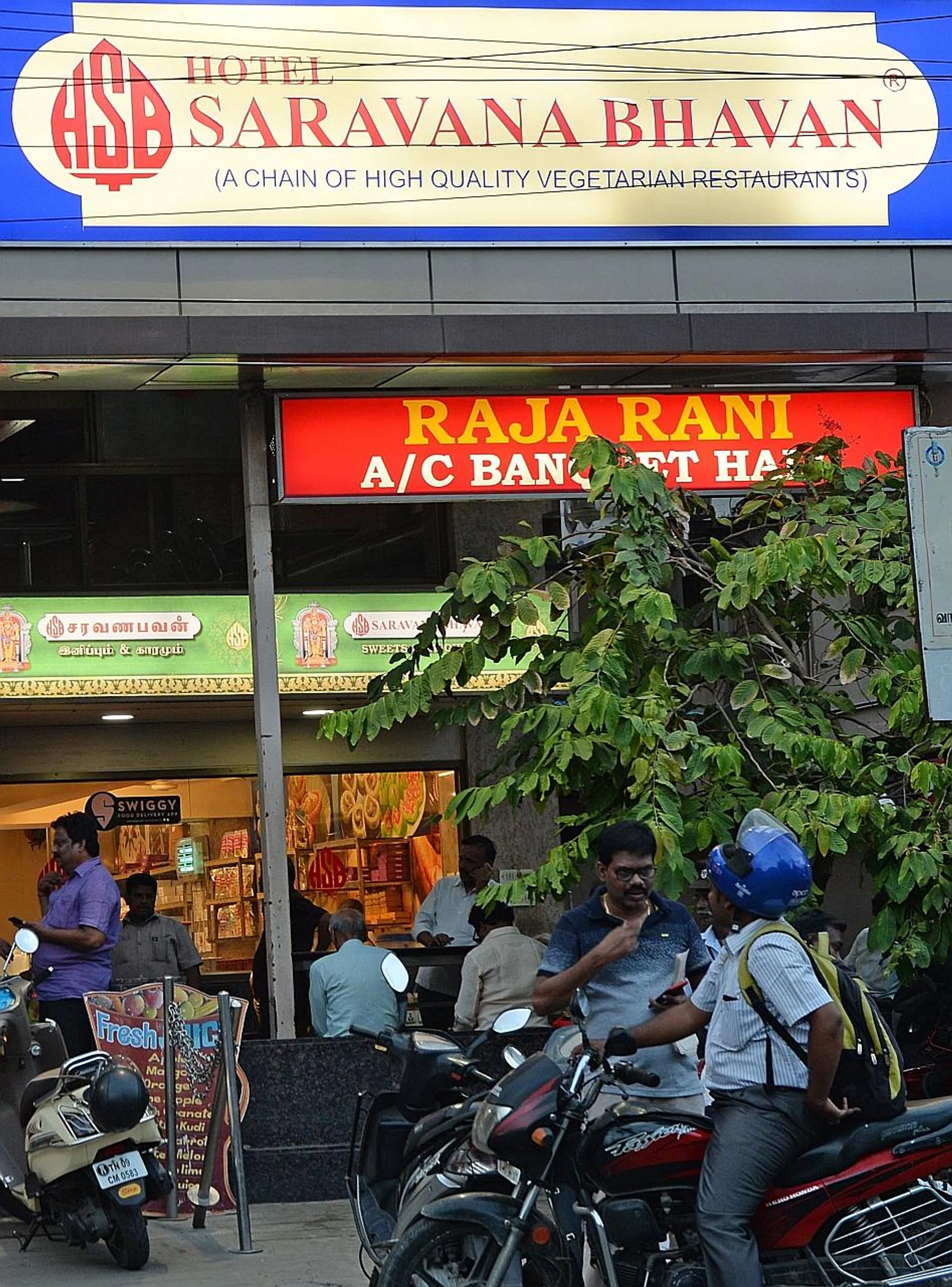 A restaurant of the popular Saravana Bhavan chain in Chennai. 