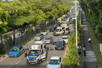 Multi-vehicle crash on Ang Mo Kio Avenue 1 causes heavy jam during morning peak