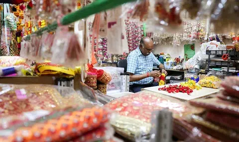 Singapore's death trade thrives as its population ages
