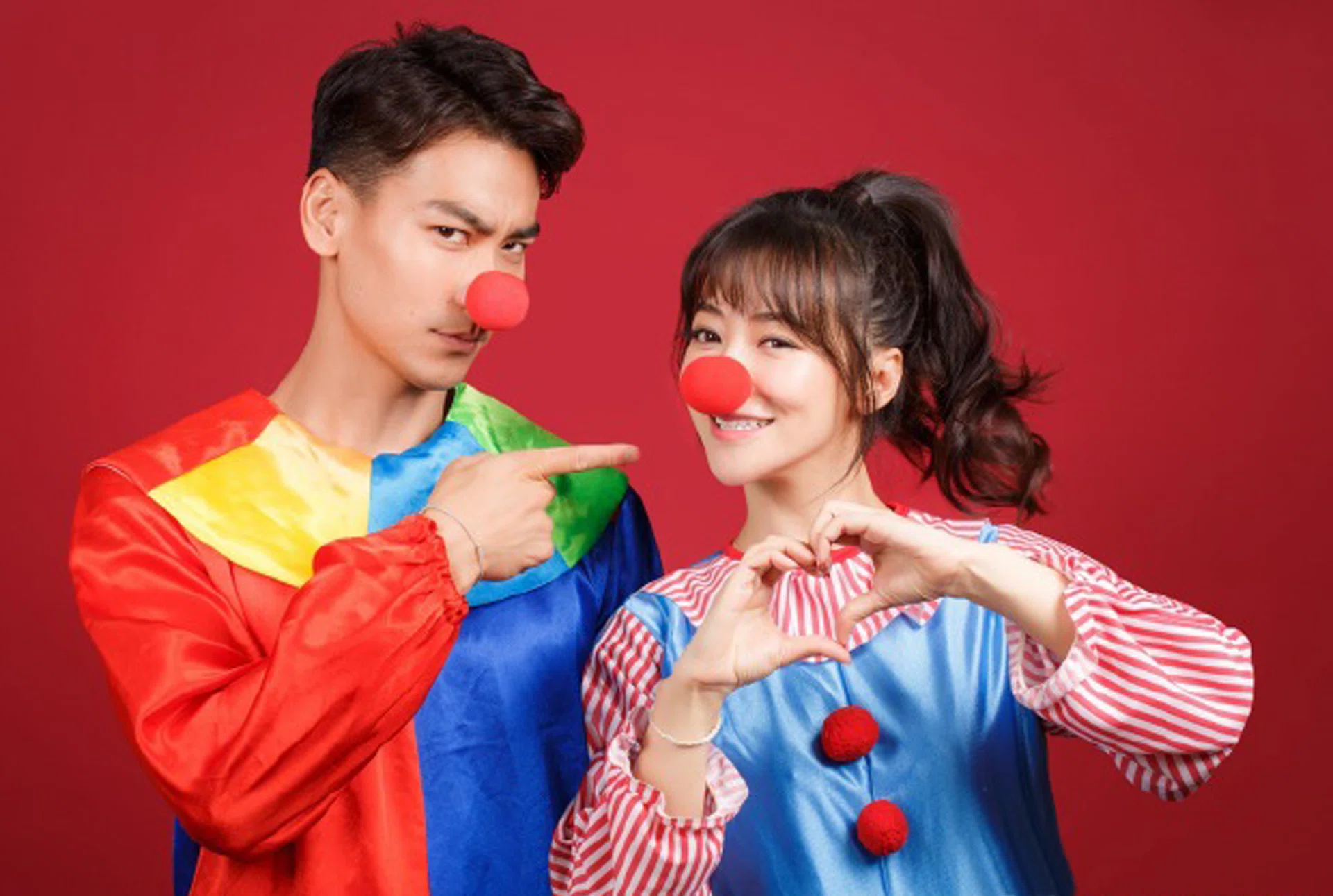 HITCHED: (From left) Dai Xiangyu tied the knot with Chen Zihan yesterday. 