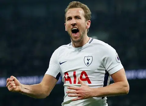 Kane breaks Sheringham's Spurs record