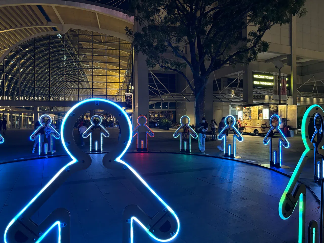 Embrace, Marina Bay