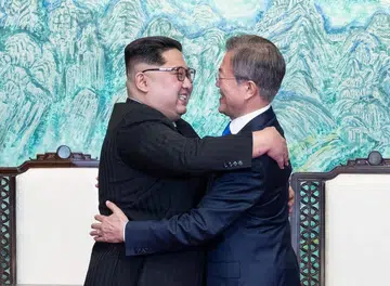 Korean leaders pledge peace