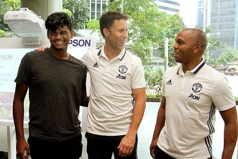 Dream come true for Manchester United diehard Pravin