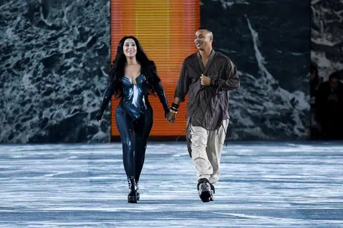 Cher makes surprise cameo in spandex at Balmain runway during Paris Fashion Week