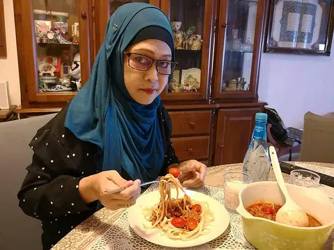 Slow down when breaking fast