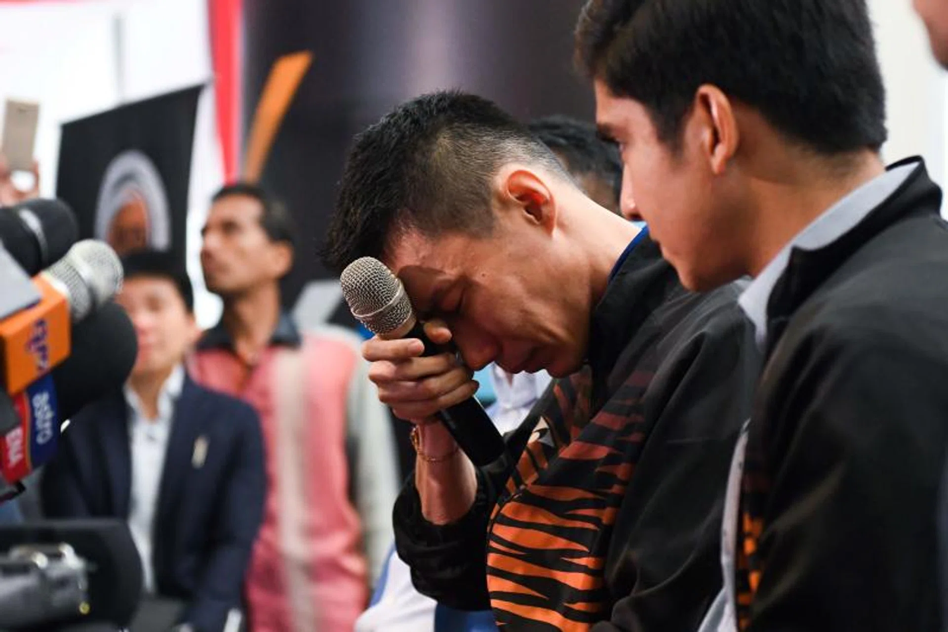 Lee Chong Wei turning emotional during a press conference to announce his retirement on June 13.