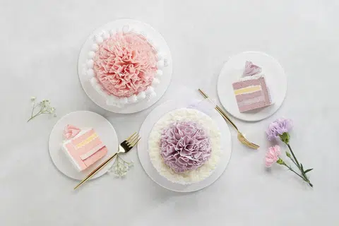 Treat mums to cakes this Mother's Day