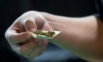 Buying cannabis online was like ordering takeout pizza, says former abuser