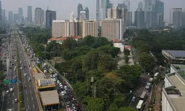 Four suspected Uzbekistan terrorists arrested in Jakarta; escape bid leaves one officer, one suspect dead