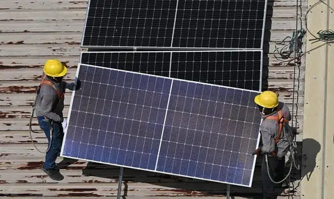 No approval needed to install solar panels near airports