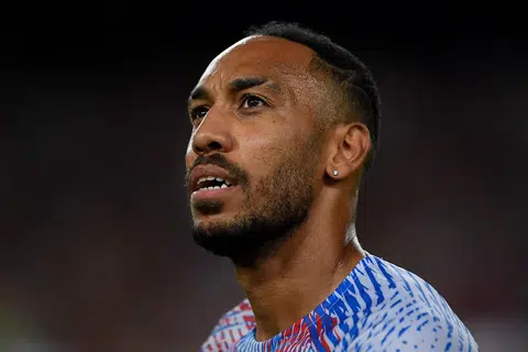 Barcelona striker Aubameyang victim of armed robbery at home