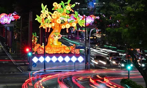 Check live crowd map before going to Chinatown bazaar pre-CNY