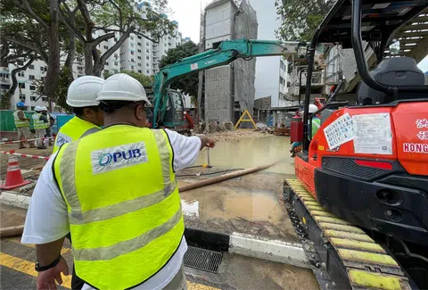 Damaged pipe causes flooding at Still Road South