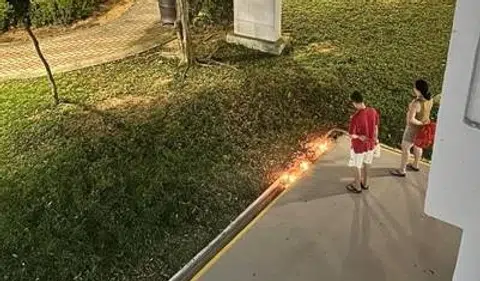 Geylang resident awakened by smoke from offerings at 2.30am