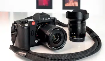Leica SL2