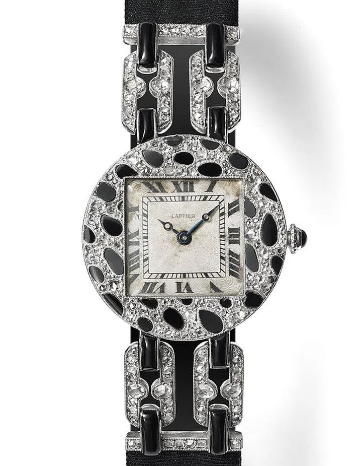 Wristwatch with panther-spot motif, from 1914.