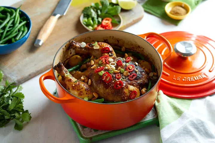 Le Creuset Round French Oven Classic Range - Flame (22cm) | 11.11 sale singapore