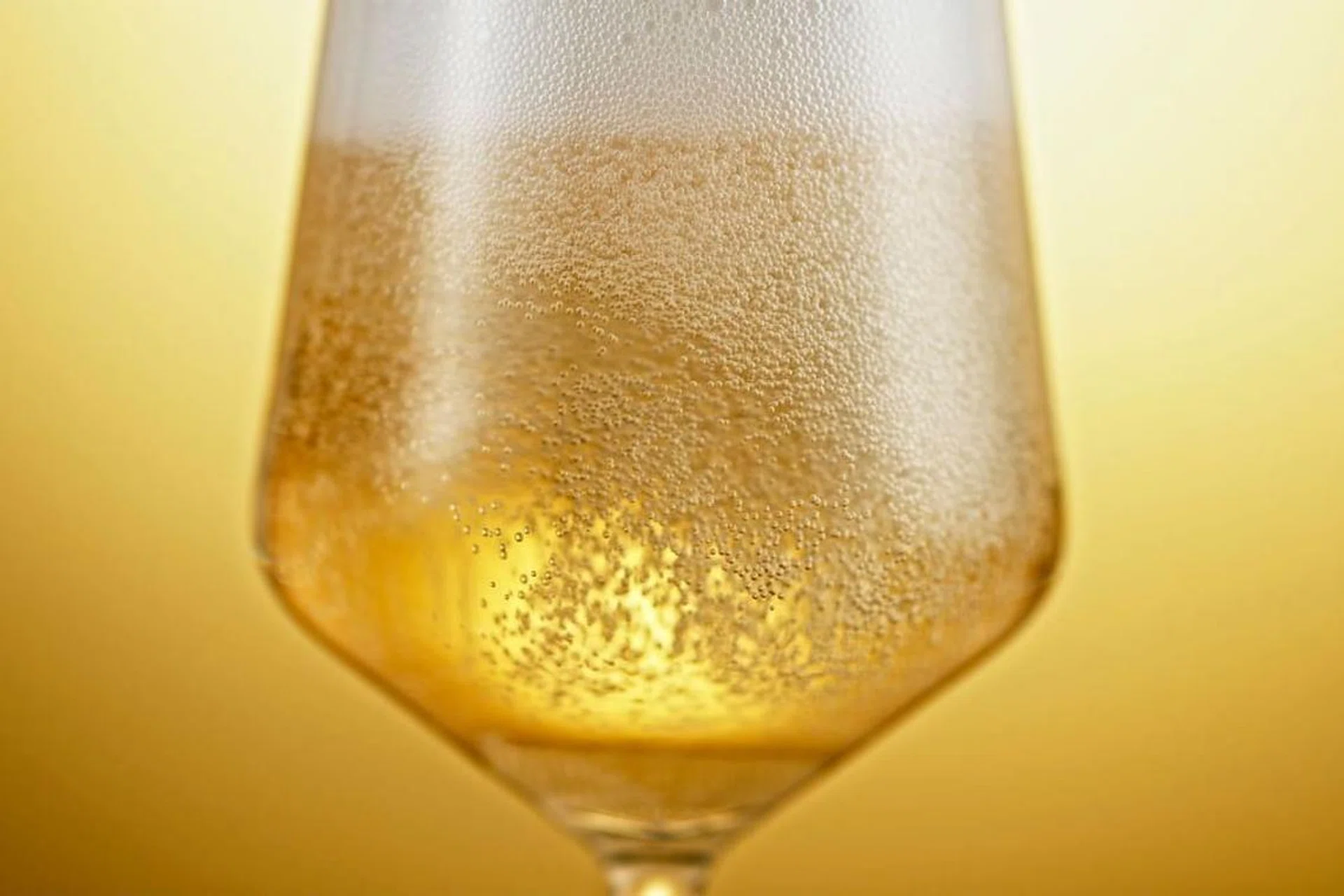 sparkling wine
