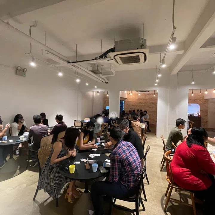 Participants at a GaiGai matchmaking session (Photo: GaiGai)