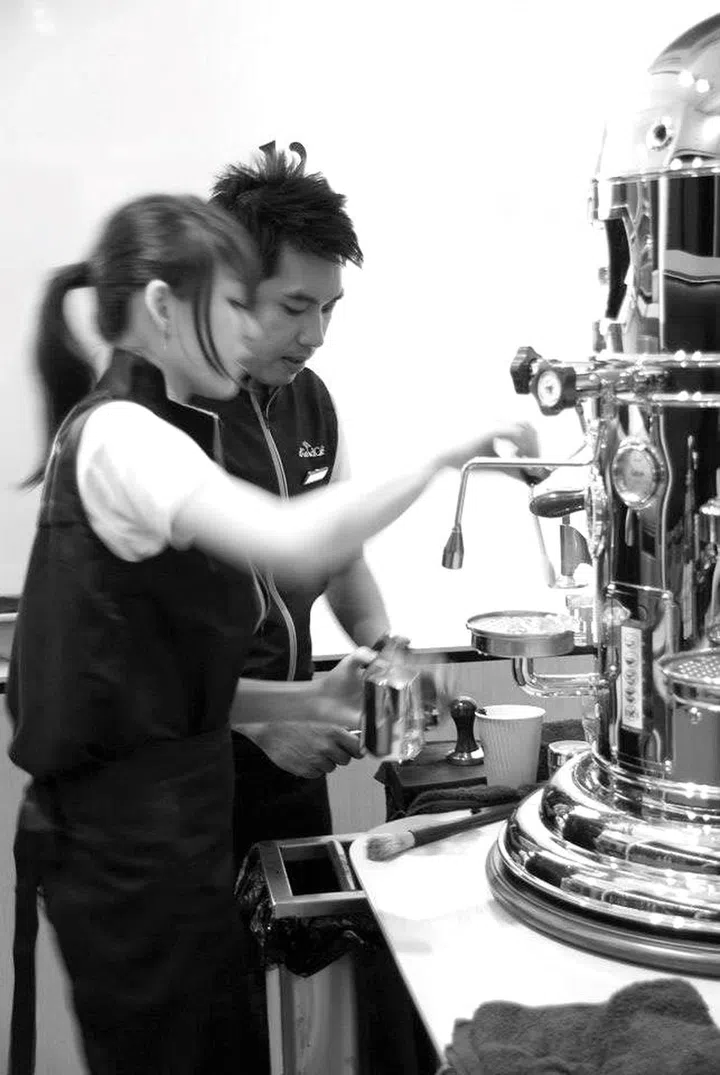 Espresso-Machine-gray