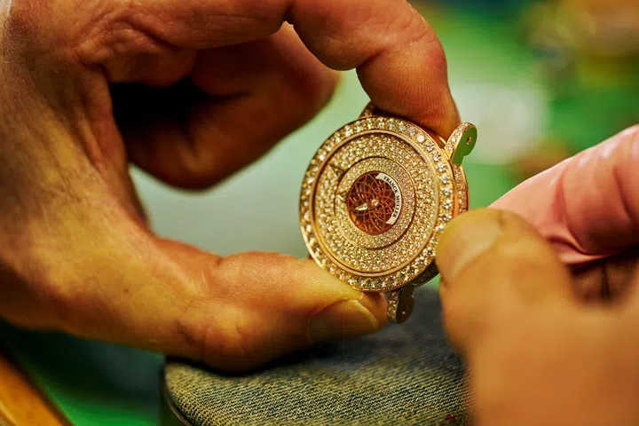 round triple mystery