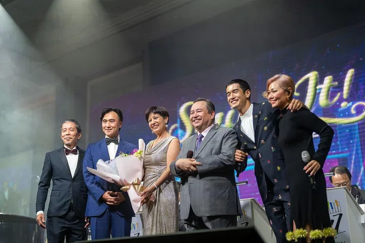JASS co-founders Edmund Lam, Albert Chiu and Jeremy Monteiro and singers Nathan Hartono and Joanna Dong with guest-of-honour s Indranee Rajah, Minister, Prime Minister’s Office, Second Minister for Finance and Second Minister for National Development.