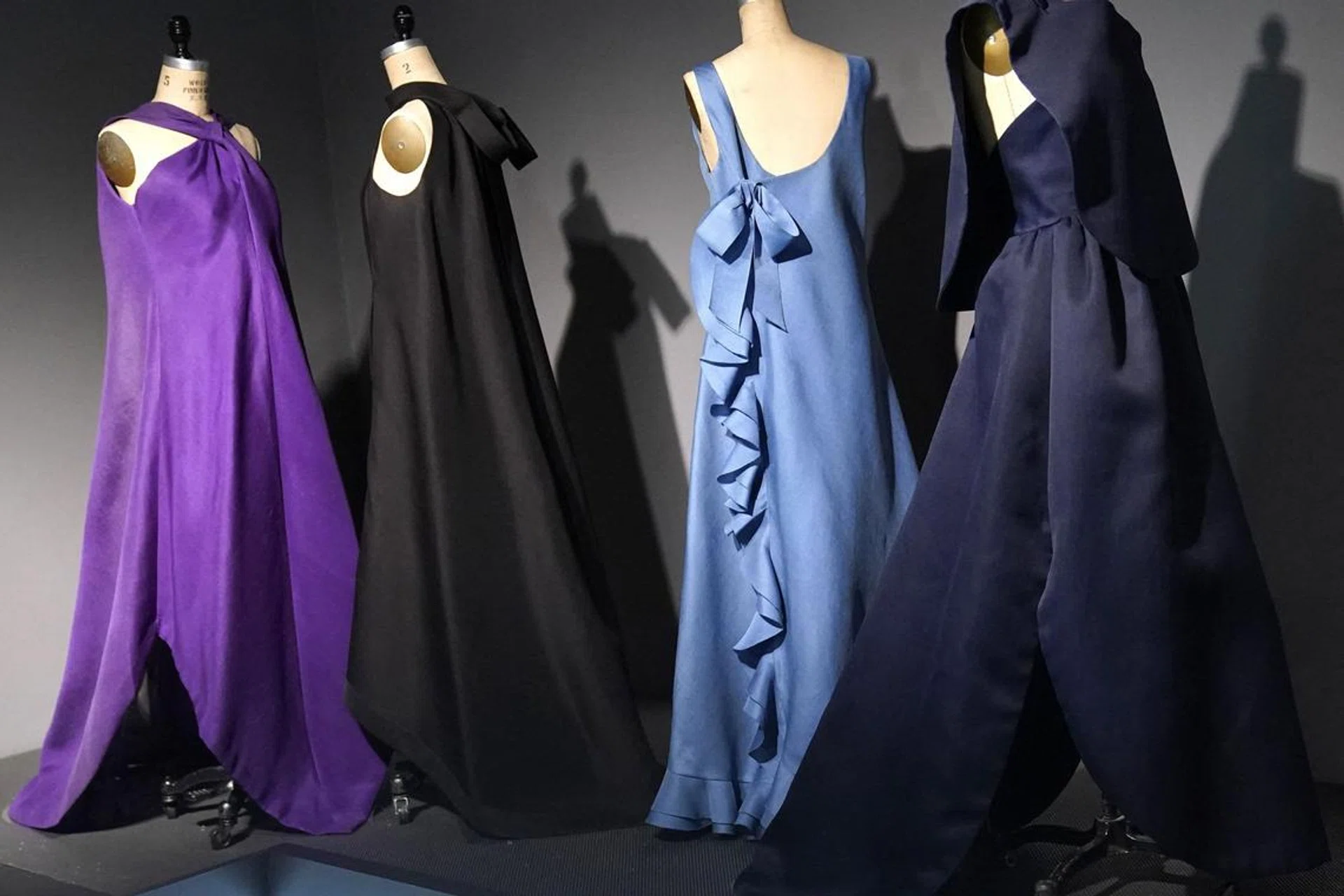 summer-2022-fashions-shows-the-peak-singapore
