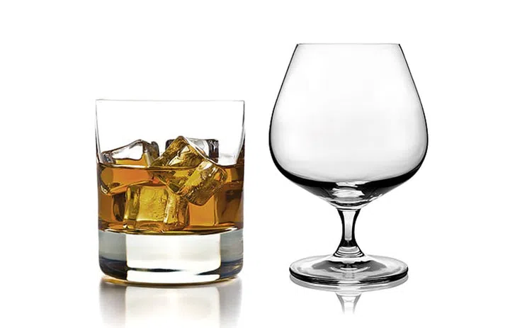 There are generally two types of glasses when it comes to imbibing spirits: the snifter that enhances nosing and the wide tumbler that can really improve a drinker’s enjoyment.
