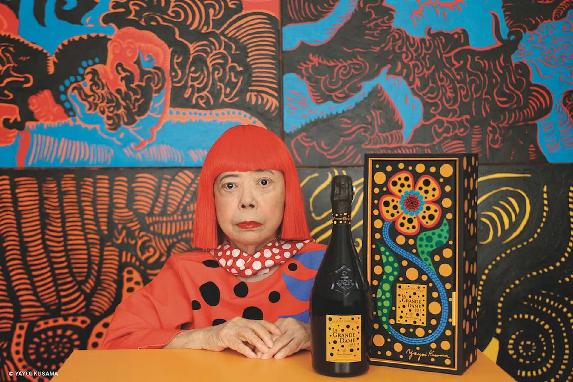 VCP La Grande Dame x Yayoi Kusama Beautyshot flower
