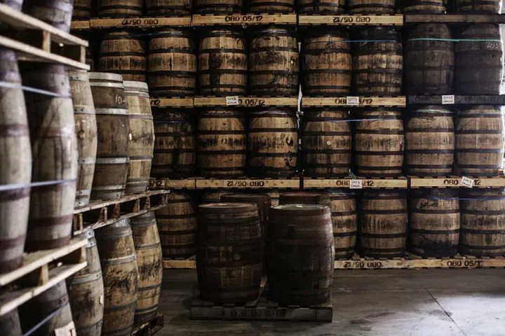 teeling_whiskey_barrels-1