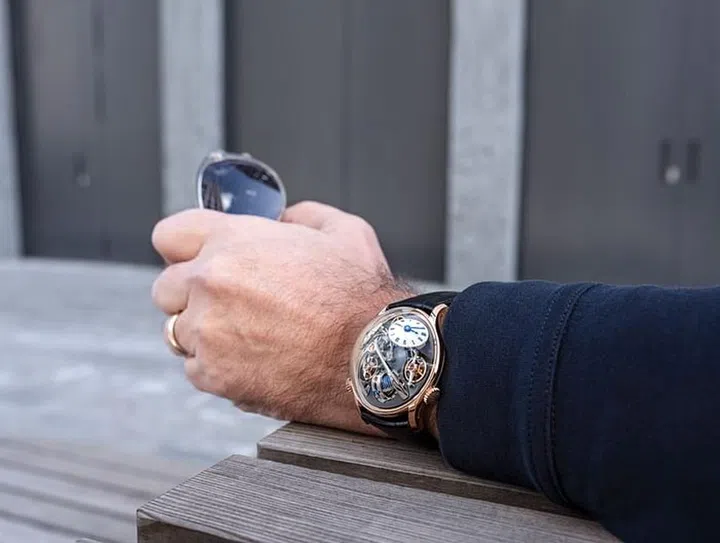 MB&F LMX