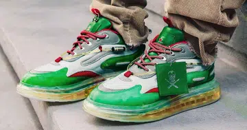 Heineken beer sneakers collaboration the shoe surgeon heinekicks