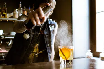 bartender_unsplash