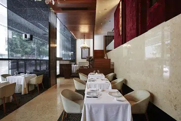 Les Amis Singapore