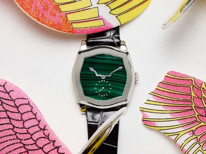 Singapore watch brands: The Feynman Timekeepers Q Malachite with a 34mm stainless steel case, a natural malachite dial free of logos and hour markers, diamond-shaped hands, and a small seconds display at 6 o’clock.