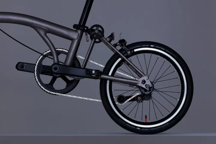 Coupled with a patent-pending drivetrain, the T Line promises a smoother ride alongside greater portability. 