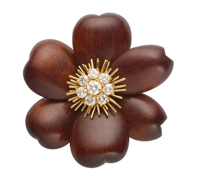 A voluptuous Christmas Rose or Rose de Noel wood and diamond clip from 1999 (Credit: Van Cleef & Arpels)