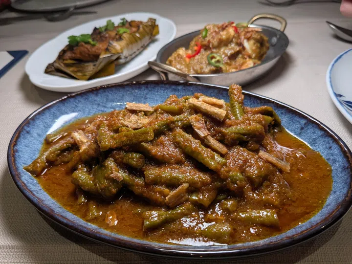 Gilmore & Damian D’Silva