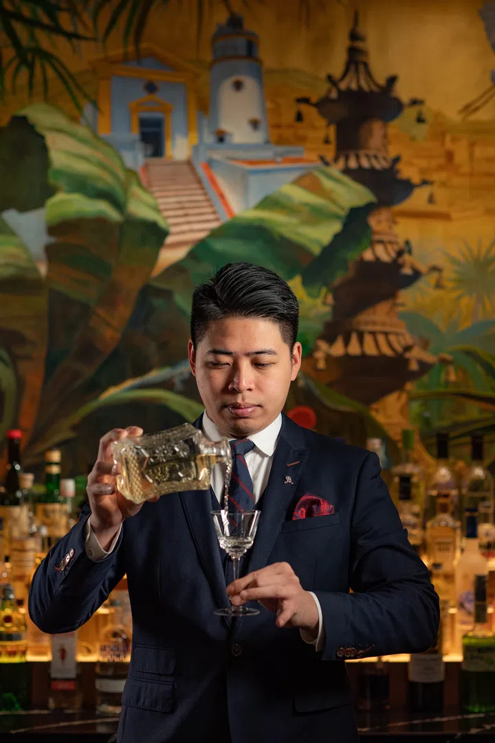macau bars