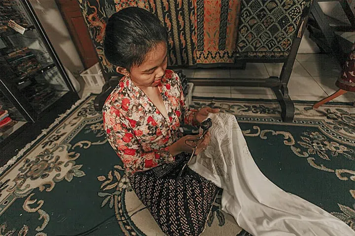 Batik design Singapore 2023 