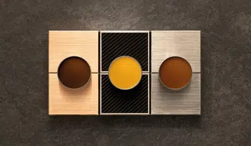 The case comes in titanium, carbon and gold, and houses Henry Jacques’ solid Les Classiques scents.