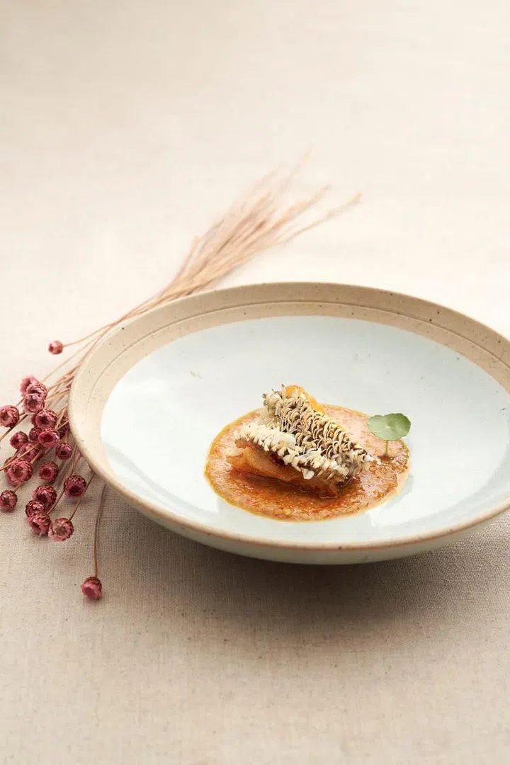 Peach Blossoms’ Crispy Scales Fillet of Marble Goby in Homemade Organic Pineapple Sauce. (Photo: Parkroyal Collection Marina Bay)