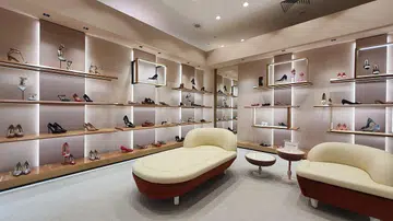 Sergio Rossi Open Concept Store
