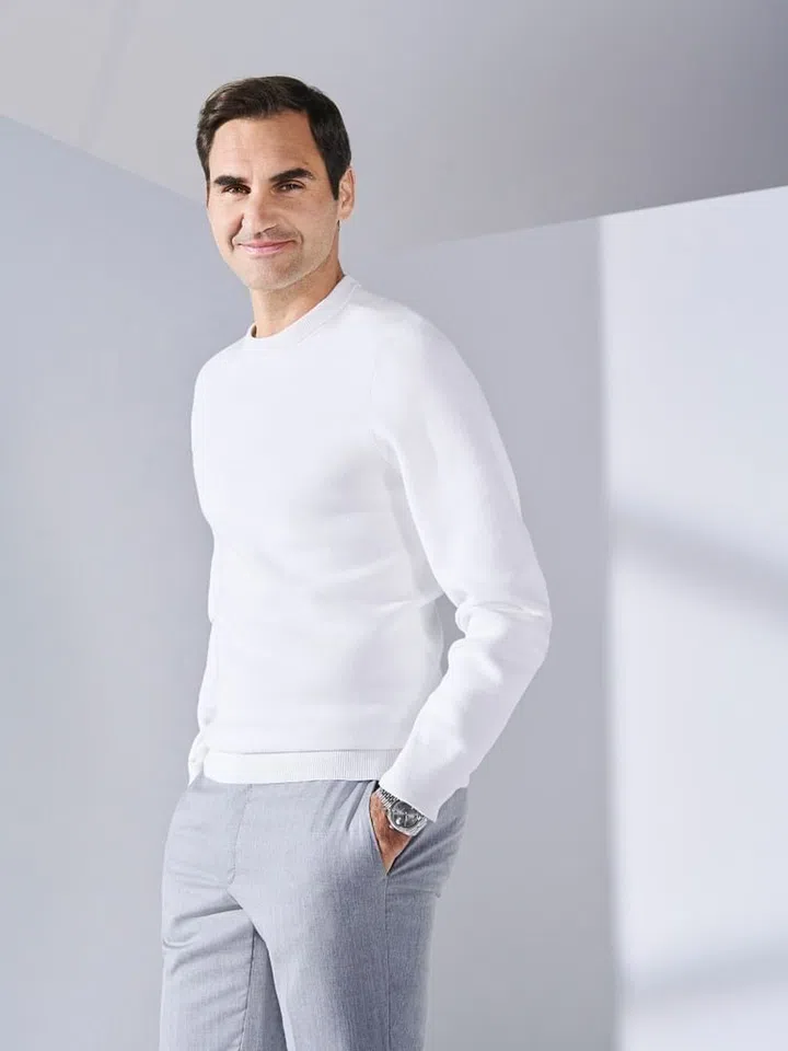 Rolex Testimonee Roger Federer wearing an Oyster Perpetual Datejust 41 (Photo: Rolex/Thomas Laisné)