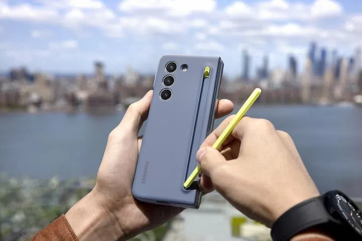 Samsung Galaxy Z Fold 5